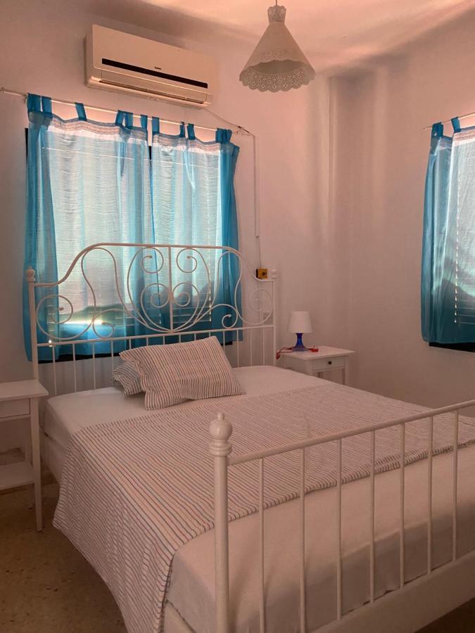 Kissonerga beach apartment Paphos Exteriör bild